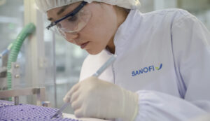 Sanofi Moderna Fabricación Vacuna COVID-19 Coronavirus